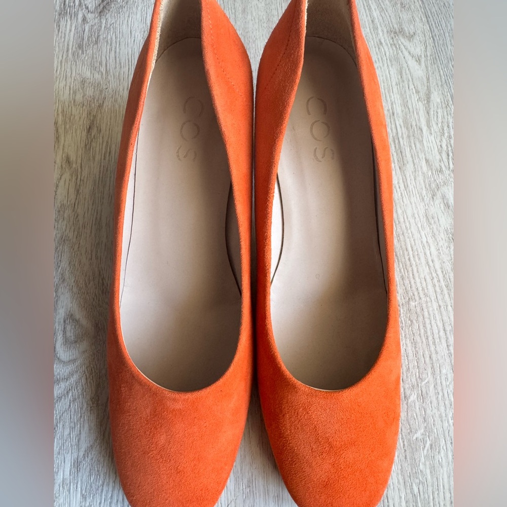 COS Orange Suede & Wood Block Heel Mod Style Square Toe Pumps Short Heels Size 7 - Picture 9 of 14